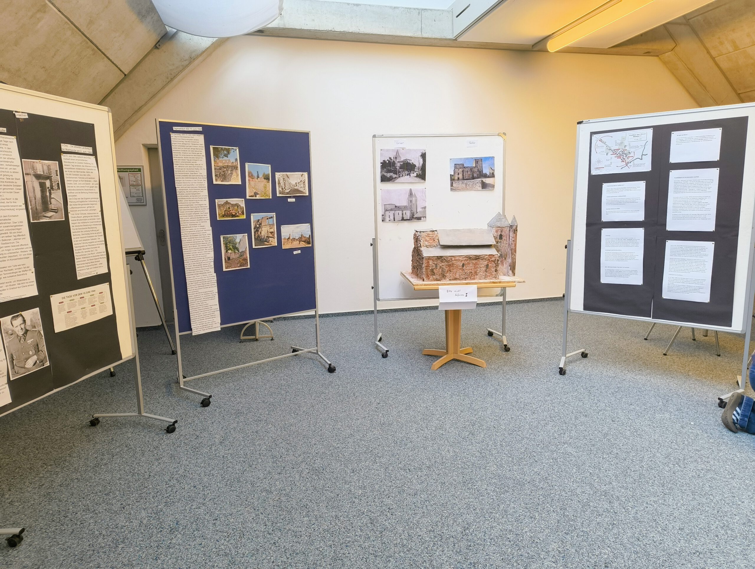 Gegen das Vergessen: Die Ausstellung zu Oradour-sur-Glane